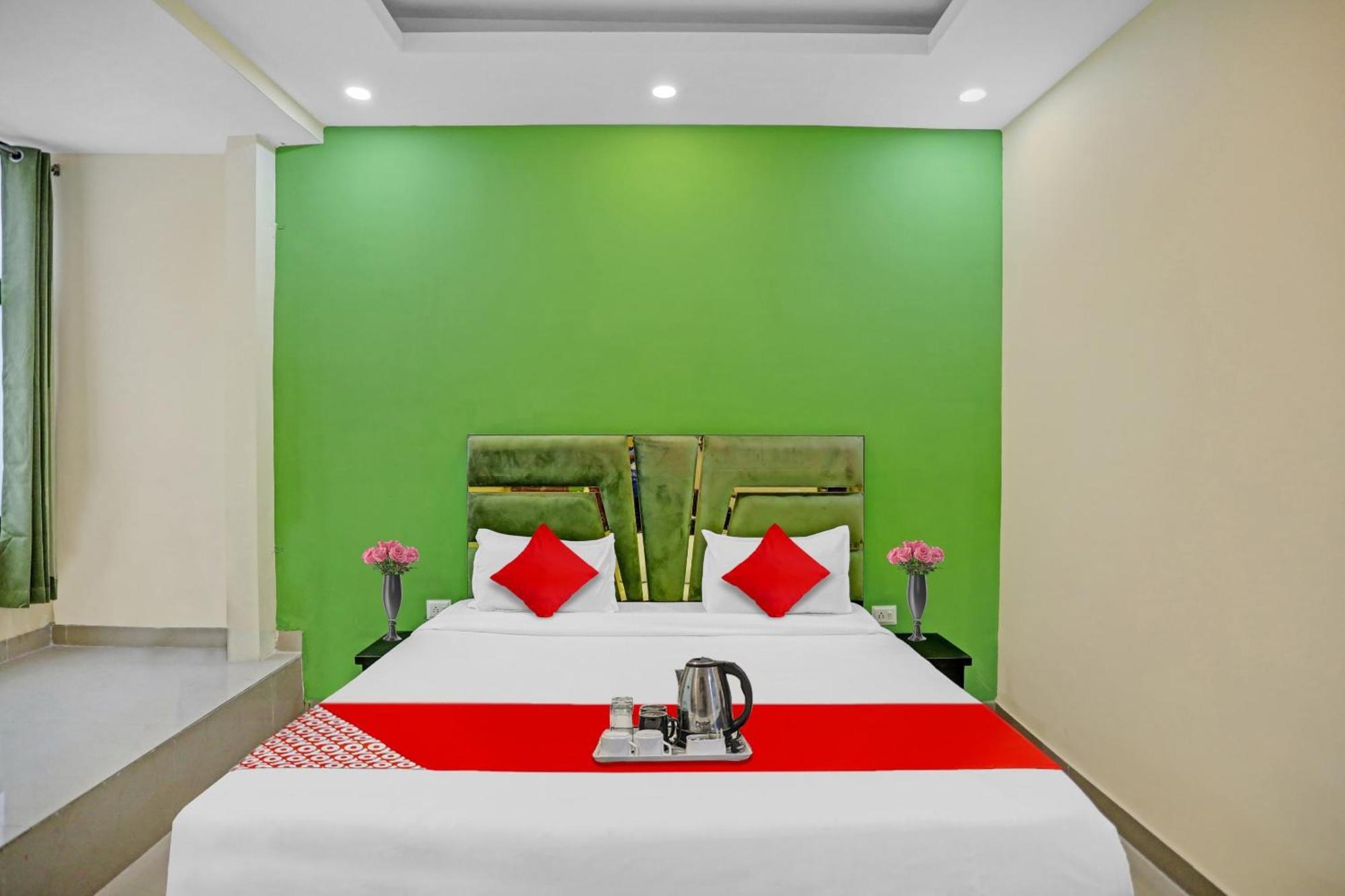 Flagship Grand Imperial Near Worlds Of Wonder Hotel Kalkaji Devi Luaran gambar